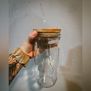 24oz Glass Mason Jar cup with bamboo lid and glass straw.